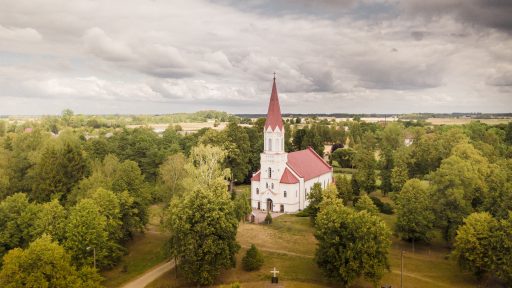 Rucavas luterāņu baznīca
