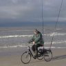Į jūrinę žūklę – dviračiu