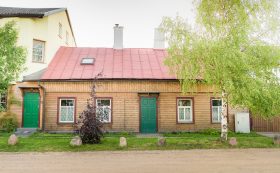 Kalēju iela 8