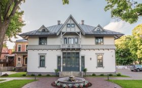 Apartment Hotel