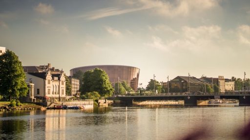 Pastaigas vecpilsētā gida pavadībā